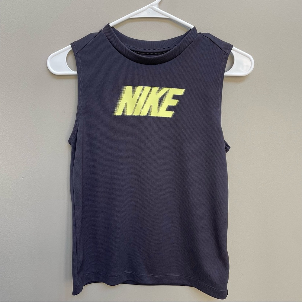 Nike Dri-FIT Multi+ Kids Sleeveless Training Top - Size M